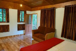 snowhills resorts thekkady