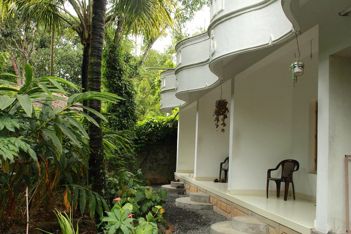 Bougainvilla Homestay, Thekkady